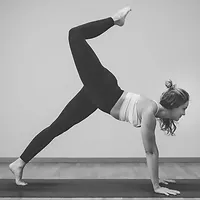 Yoga Privat Stunden Tina Welther Yoga Privat Stunden Tina Welther